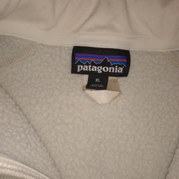 Patagonia Quarter Zip Oatmeal - Picture 2 of 3